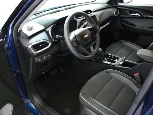Used 2023 Chevrolet TrailBlazer LT AWD/4WD image 23