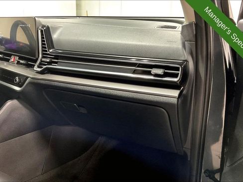 Used 2024 Kia Sportage EX FWD image 19