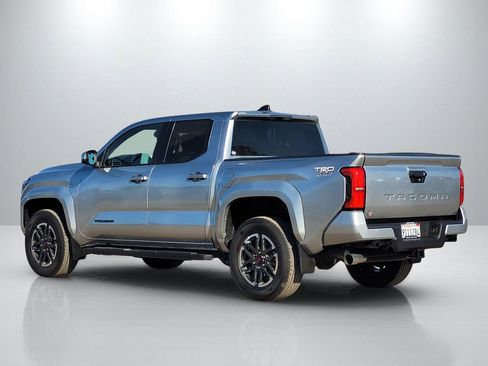 Used 2024 Toyota Tacoma TRD Sport image 6