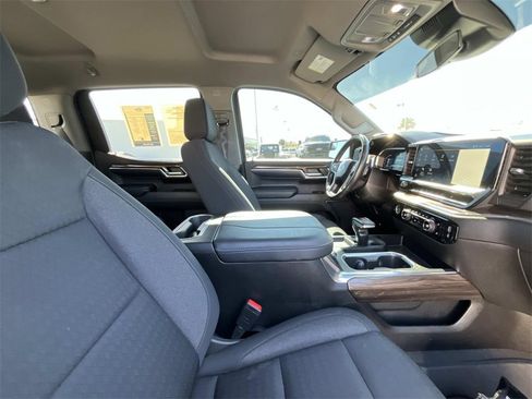 Used 2023 Chevrolet Silverado 1500 RST image 37