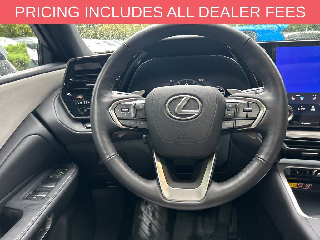 Used 2025 Lexus TX 350 AWD w/ Technology Package image 11