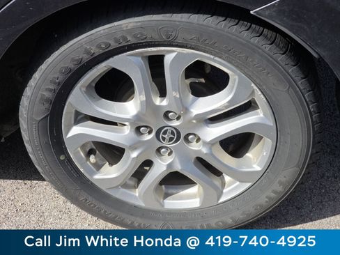 Used 2016 Scion iA image 11