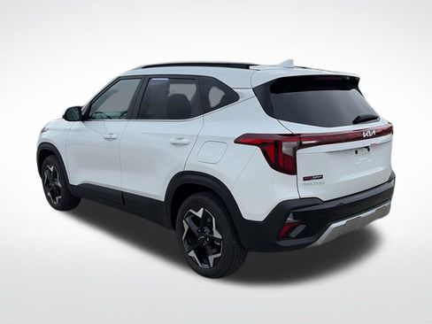 Used 2026 Kia Seltos EX AWD/4WD image 5