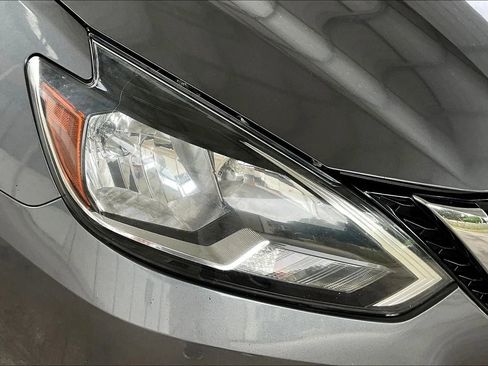 Used 2019 Nissan Sentra SV image 28