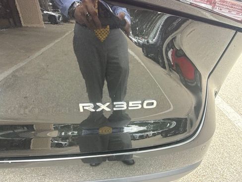 Used 2023 Lexus RX 350 FWD w/ Cold Area Package image 10