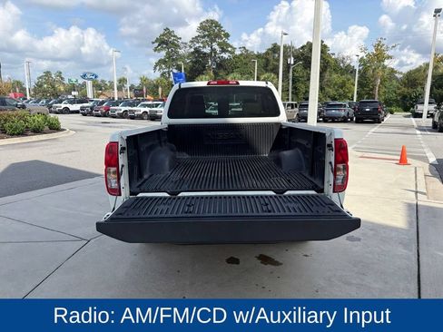 Used 2018 Nissan Frontier S RWD image 8