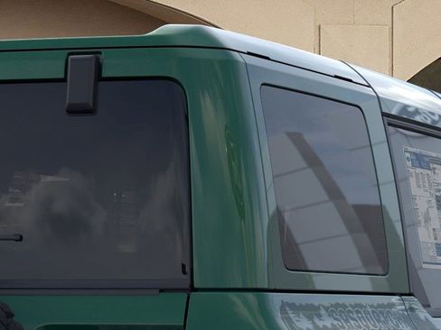 New 2025 Ford Bronco Outer Banks w/ Sasquatch Package image 25