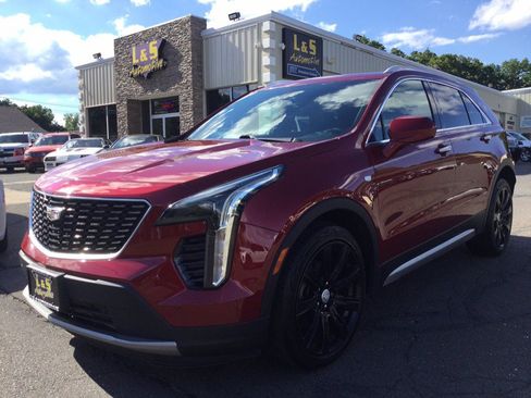 Used 2019 Cadillac XT4 Premium Luxury AWD/4WD image 1