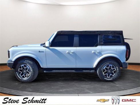 Used 2021 Ford Bronco Outer Banks image 2