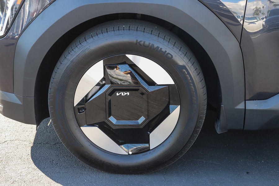 Used 2026 Kia EV9 Light RWD image 10