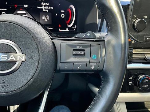 Certified 2022 Nissan Pathfinder Platinum w/ Lighting Package (N93) image 23