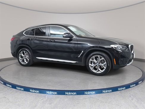 Used 2024 BMW X4 xDrive30i w/ Parking Assistance Package image 4