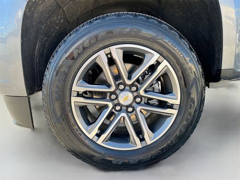 Used 2021 Chevrolet Colorado W/T w/ Custom Special Edition image 28