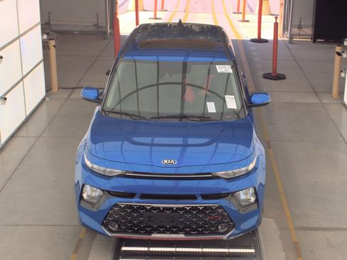 Used 2020 Kia Soul GT-Line w/ GT 2.0L Power Sunroof Package FWD image 2