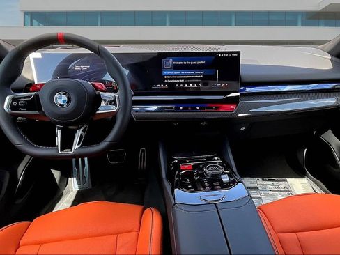 New 2027 BMW M5 Touring AWD/4WD image 7