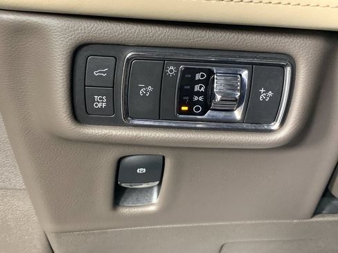 Used 2021 Lincoln Nautilus Reserve w/ Equipment Group 201A FWD image 16