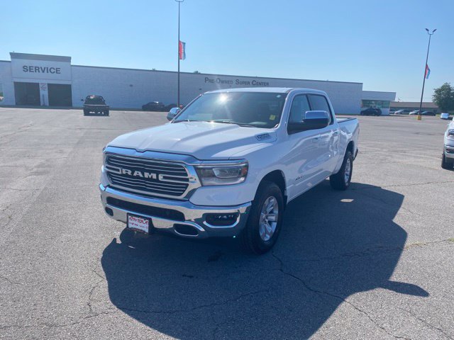 Used 2023 RAM 1500 Laramie AWD/4WD image 2