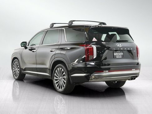 Used 2025 Hyundai Palisade Calligraphy AWD/4WD image 3