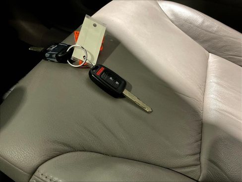 Used 2014 Honda CR-V EX-L image 34