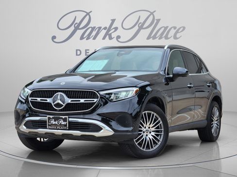 Certified 2025 Mercedes-Benz GLC 300 image 1