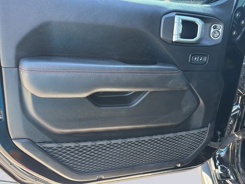 Used 2019 Jeep Wrangler Unlimited Rubicon AWD/4WD image 19