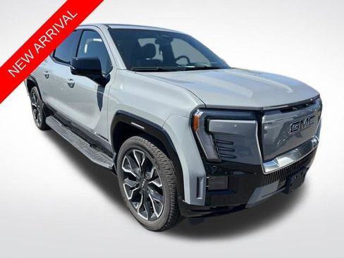 Used 2024 GMC Sierra EV Denali AWD/4WD image 1