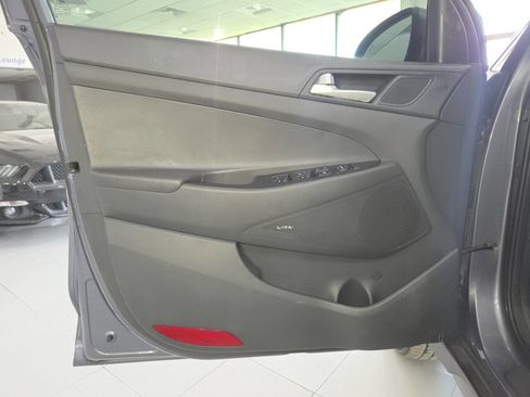 Used 2021 Hyundai Tucson Sport w/ Cargo Package AWD/4WD image 13