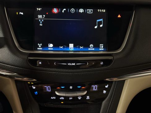 Used 2017 Cadillac XT5 Premium Luxury w/ Advanced Security Package FWD image 28