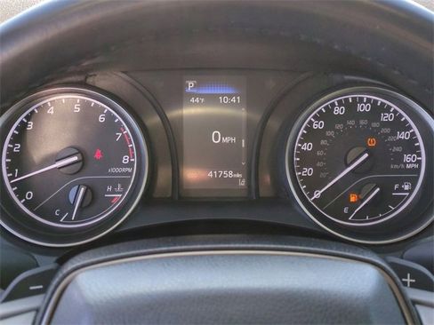 Used 2024 Toyota Camry SE image 15