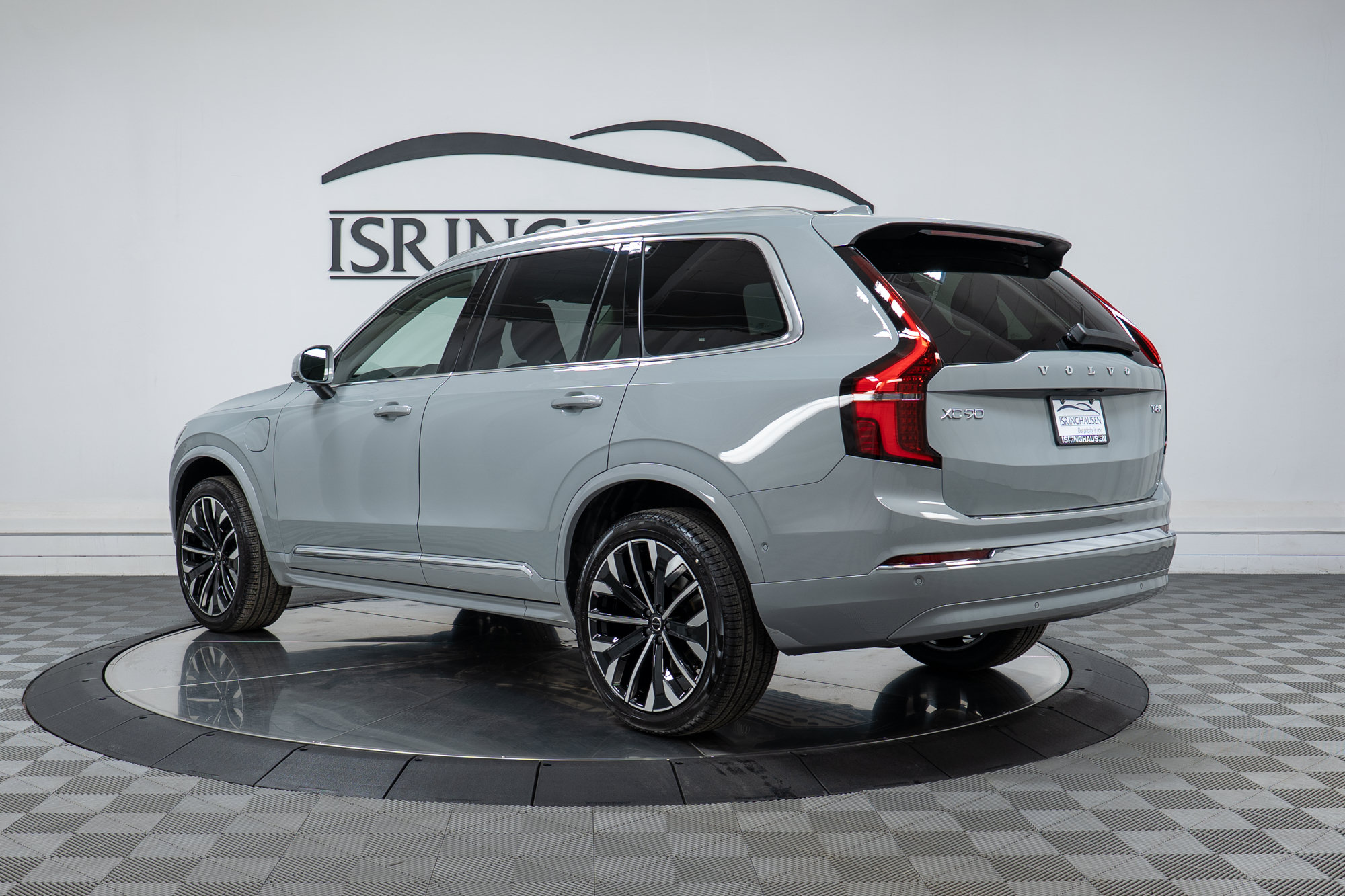New 2026 Volvo XC90 T8 Plus w/ Protection Package Premier AWD/4WD image 7