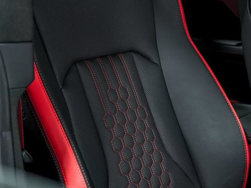 Used 2025 Lamborghini Urus S AWD/4WD image 44
