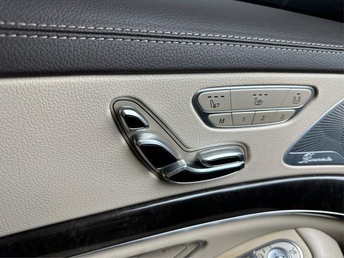Used 2016 Mercedes-Benz S 550 Sedan image 32