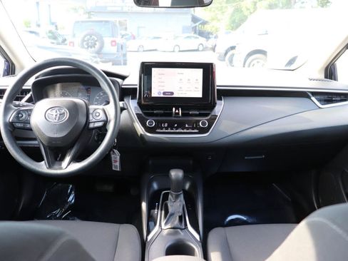 Used 2024 Toyota Corolla LE FWD image 16