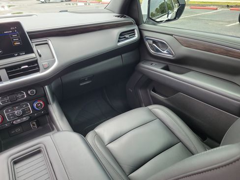 Used 2021 Chevrolet Tahoe Z71 AWD/4WD image 18