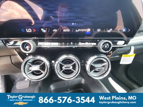 New 2025 Chevrolet Blazer EV LT w/ Super Cruise Package FWD image 23