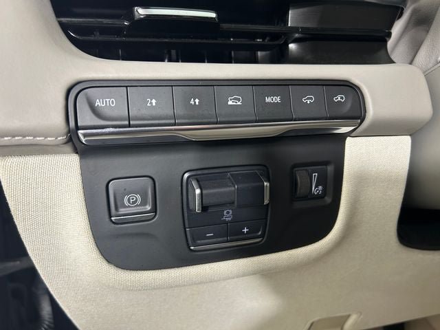 Used 2023 Cadillac Escalade Premium Luxury Platinum AWD/4WD image 18