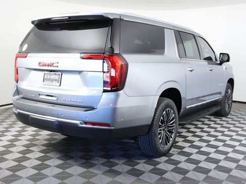 New 2026 GMC Yukon XL Elevation image 5