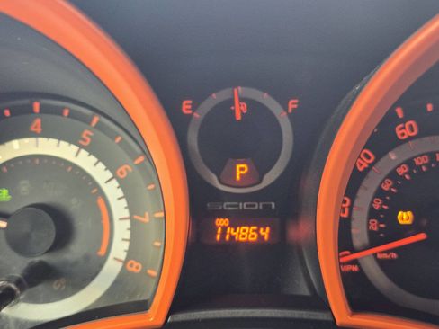 Used 2015 Scion tC image 13