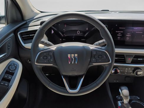 Used 2024 Buick Encore GX Preferred w/ Comfort Package AWD/4WD image 11