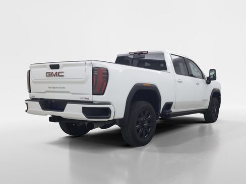 Used 2024 GMC Sierra 2500 AT4 w/ AT4 Premium Plus Package AWD/4WD image 7