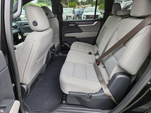 New 2026 GMC Acadia Elevation AWD/4WD image 13