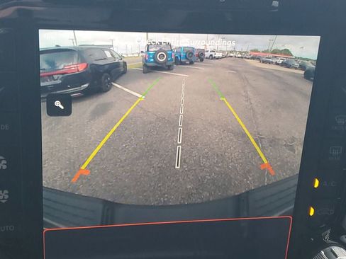 Used 2024 RAM 2500 Rebel AWD/4WD image 17