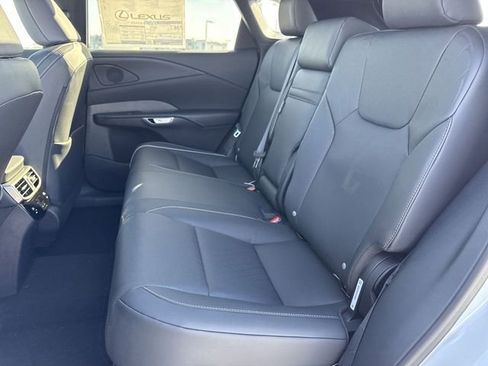 New 2026 Lexus RX 350h AWD/4WD image 23