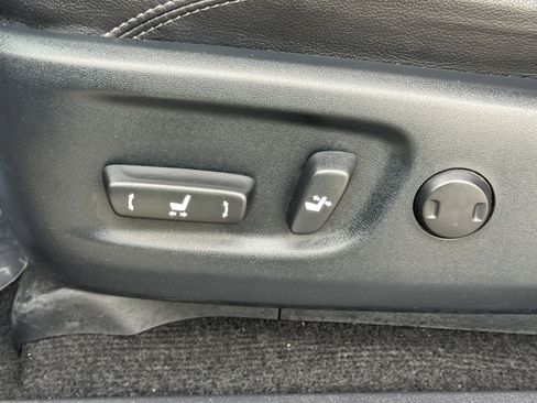 Used 2023 Toyota 4Runner Limited image 18