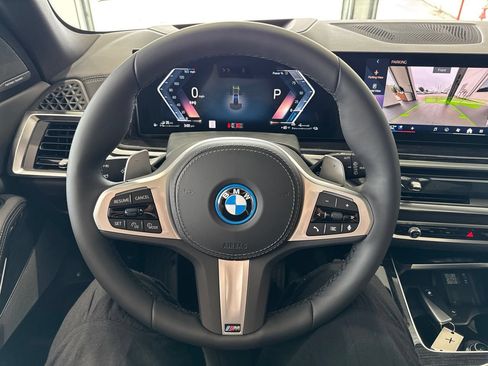 New 2026 BMW X5 xDrive50e w/ M Sport Package AWD/4WD image 19