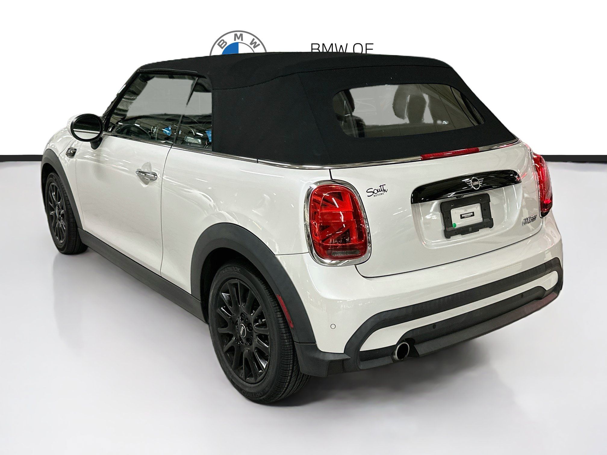 Certified 2024 MINI Cooper Convertible FWD image 5