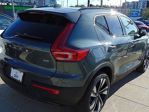 New 2026 Volvo XC40 B5 Ultra w/ Climate Package image 6