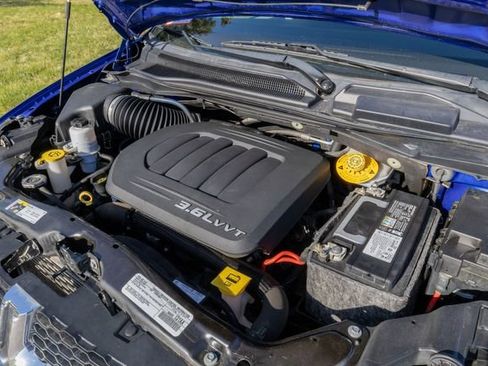 Used 2018 Dodge Grand Caravan SE w/ UConnect Hands-Free Group FWD image 22