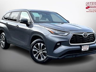 Used 2023 Toyota Highlander XLE