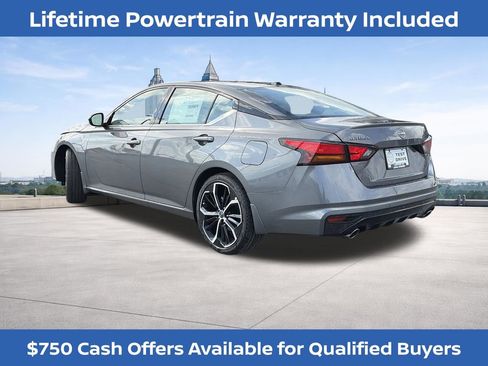 New 2026 Nissan Altima 2.5 SR FWD image 3